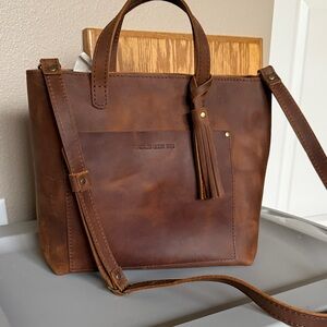 Canyon Medium Zip Crossbody w/ Tassel